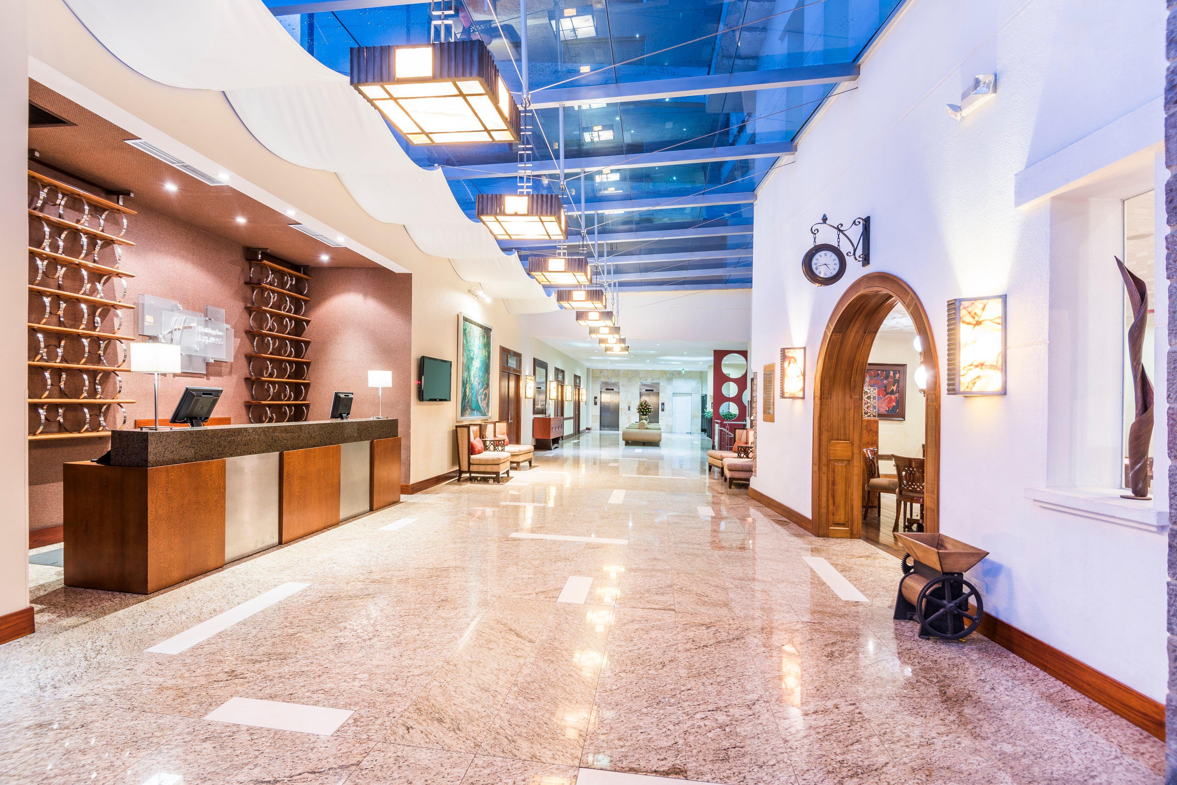 Holiday Inn Express Quito By Ihg Exterior foto